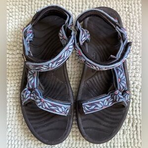 Teva Hurricane Blue Patterned Sandals Size 6 EUC